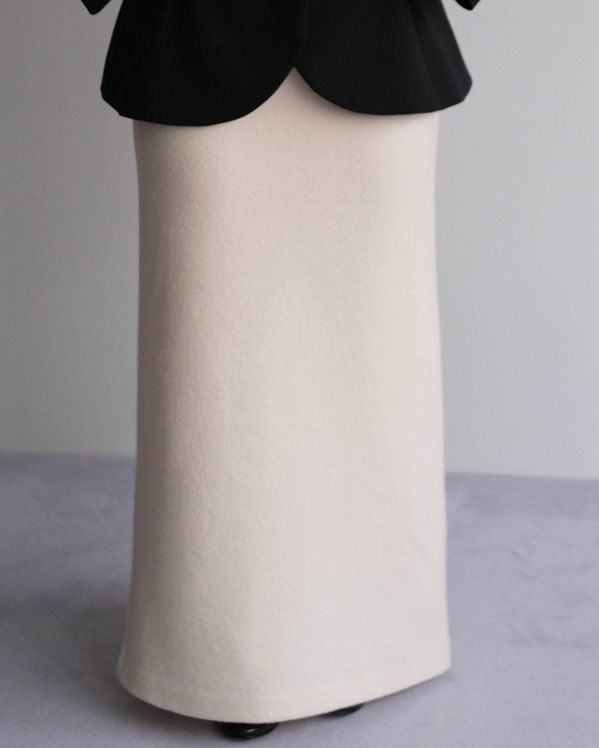 Maxi white wool skirt