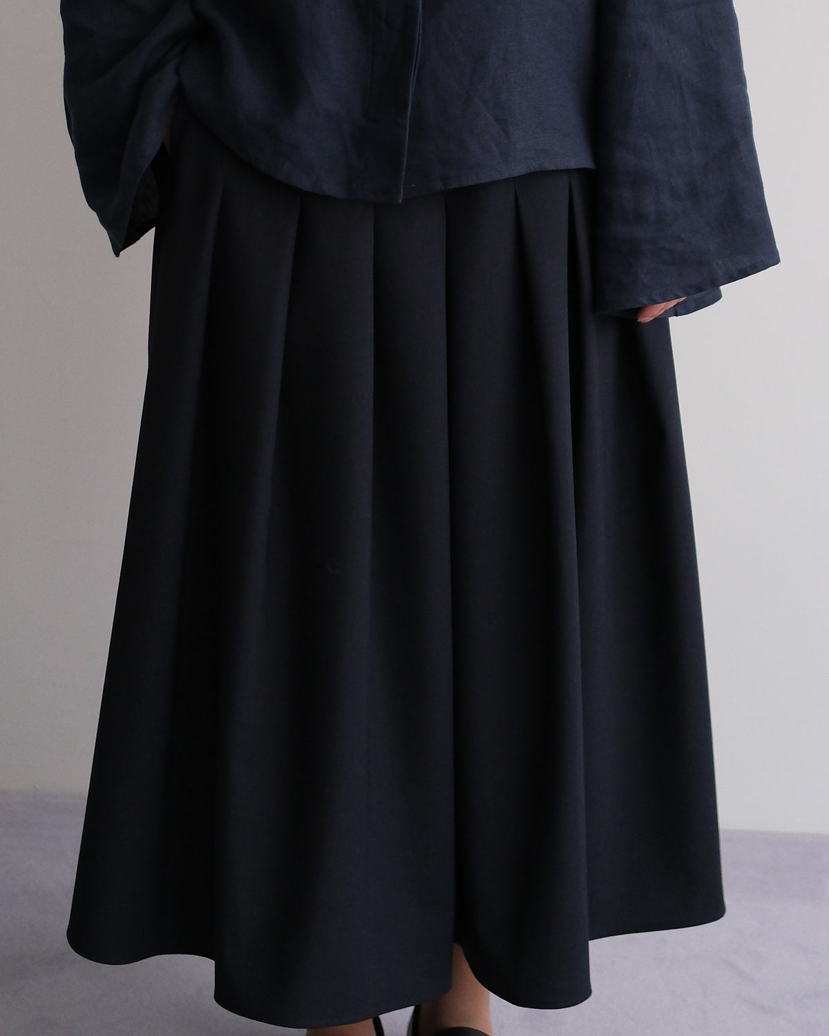 Blue navy volume skirt