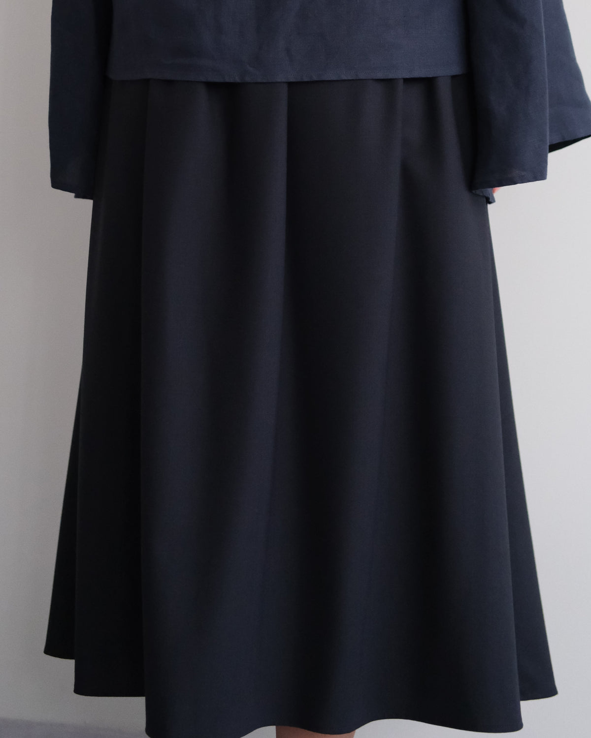 Blue navy volume skirt