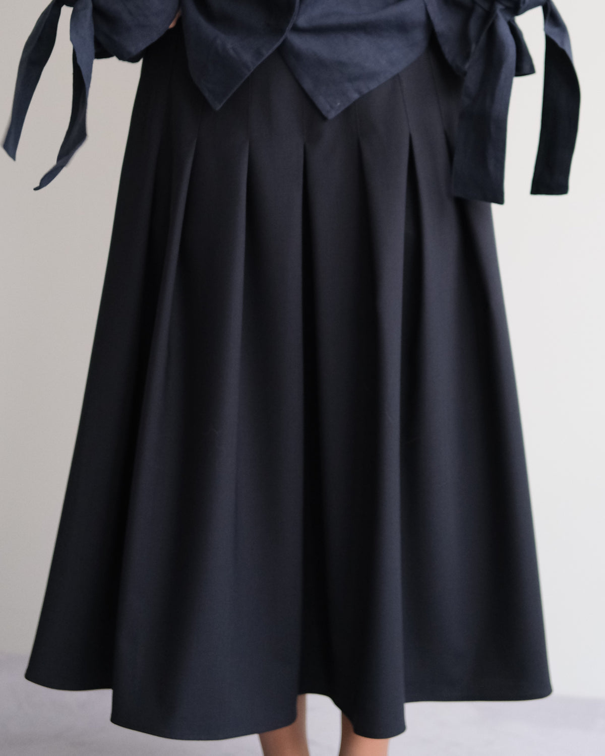 Blue navy volume skirt