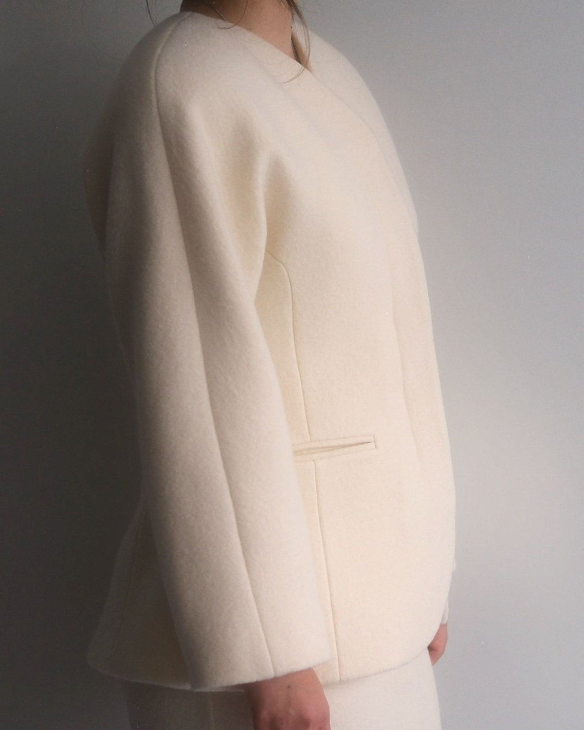 Form white wool jacket